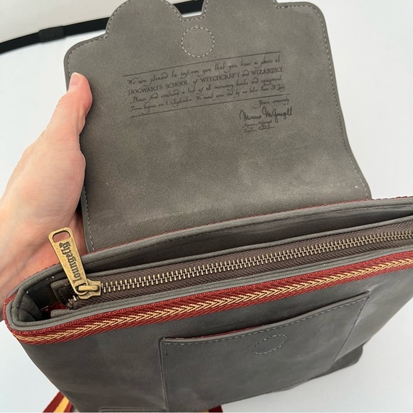 Loungefly RARE Harry Potter Gray Convertible Gryffindor Backpack Hogwarts main image 14
